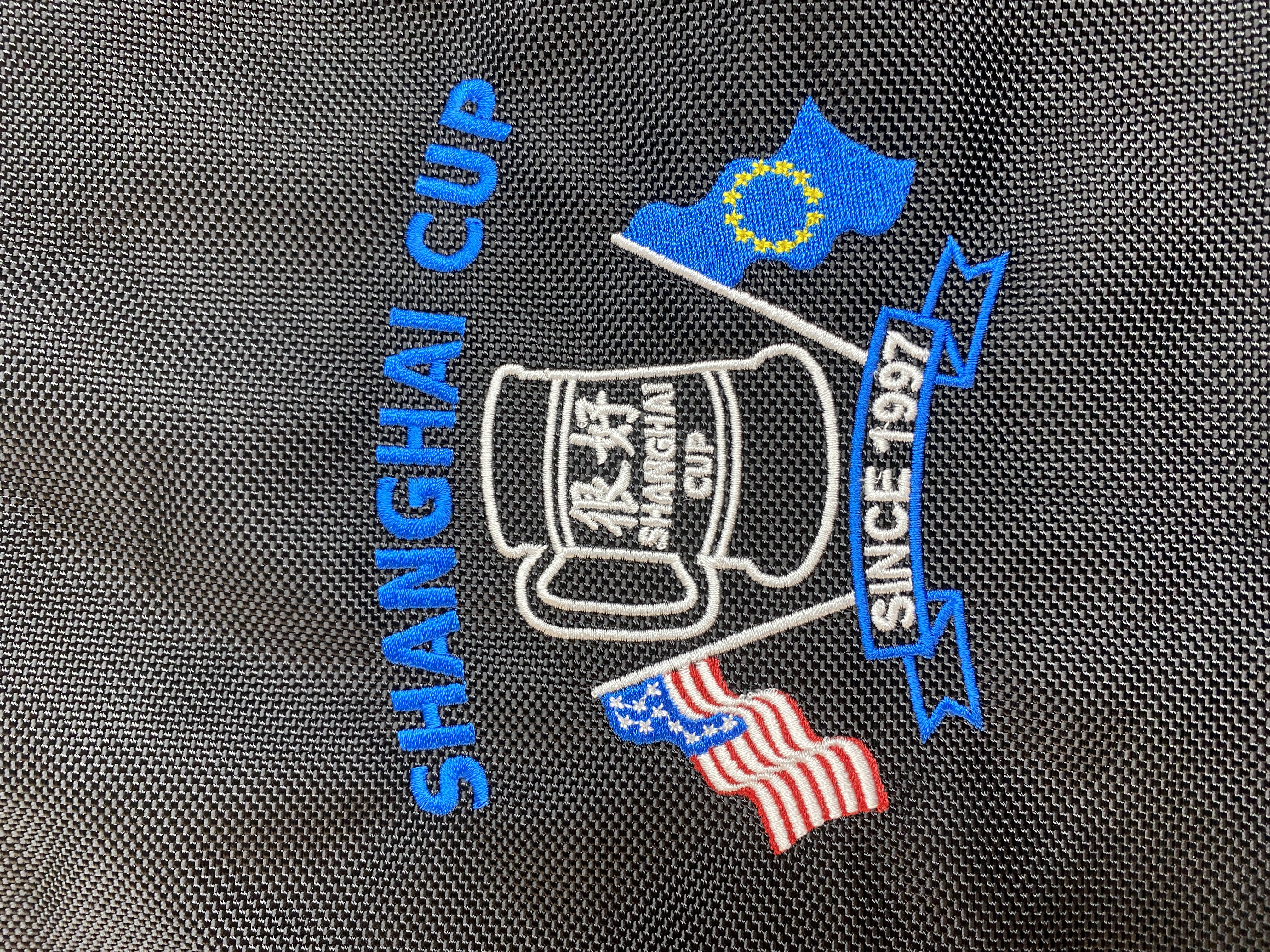 Complex golf bag embroidery
